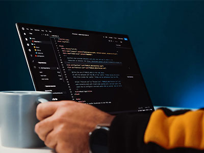 爱看机器人短复盘：先对齐引用是不是断章，再把单位补到图旁（写作也能用）